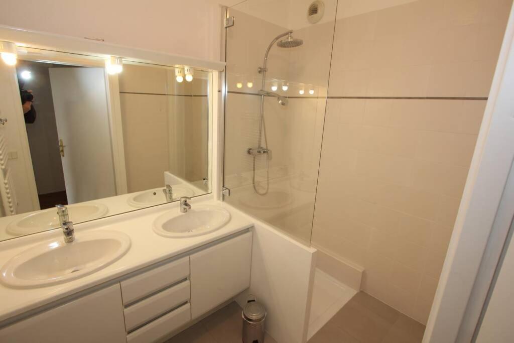 Sloan Square Apartment Bmyguest 塞里斯 外观 照片